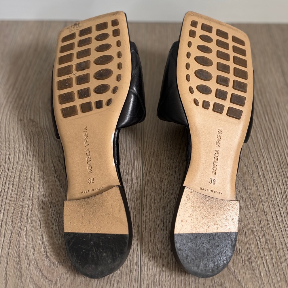 Bottega Veneta Black Quilted Slide Sandals - Picture 6 of 7